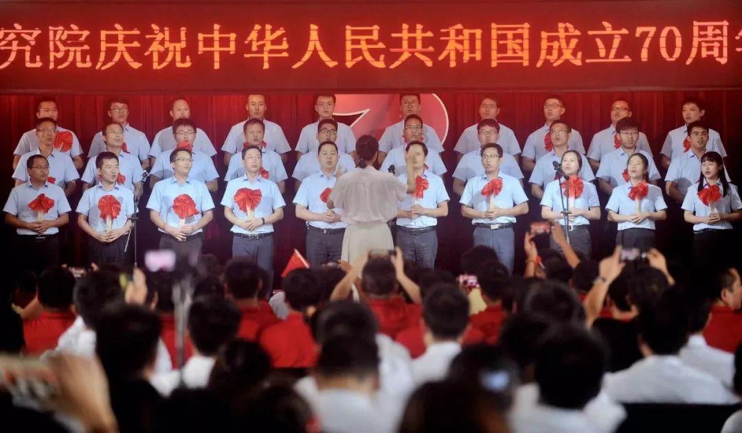 逃出诡异的塔楼